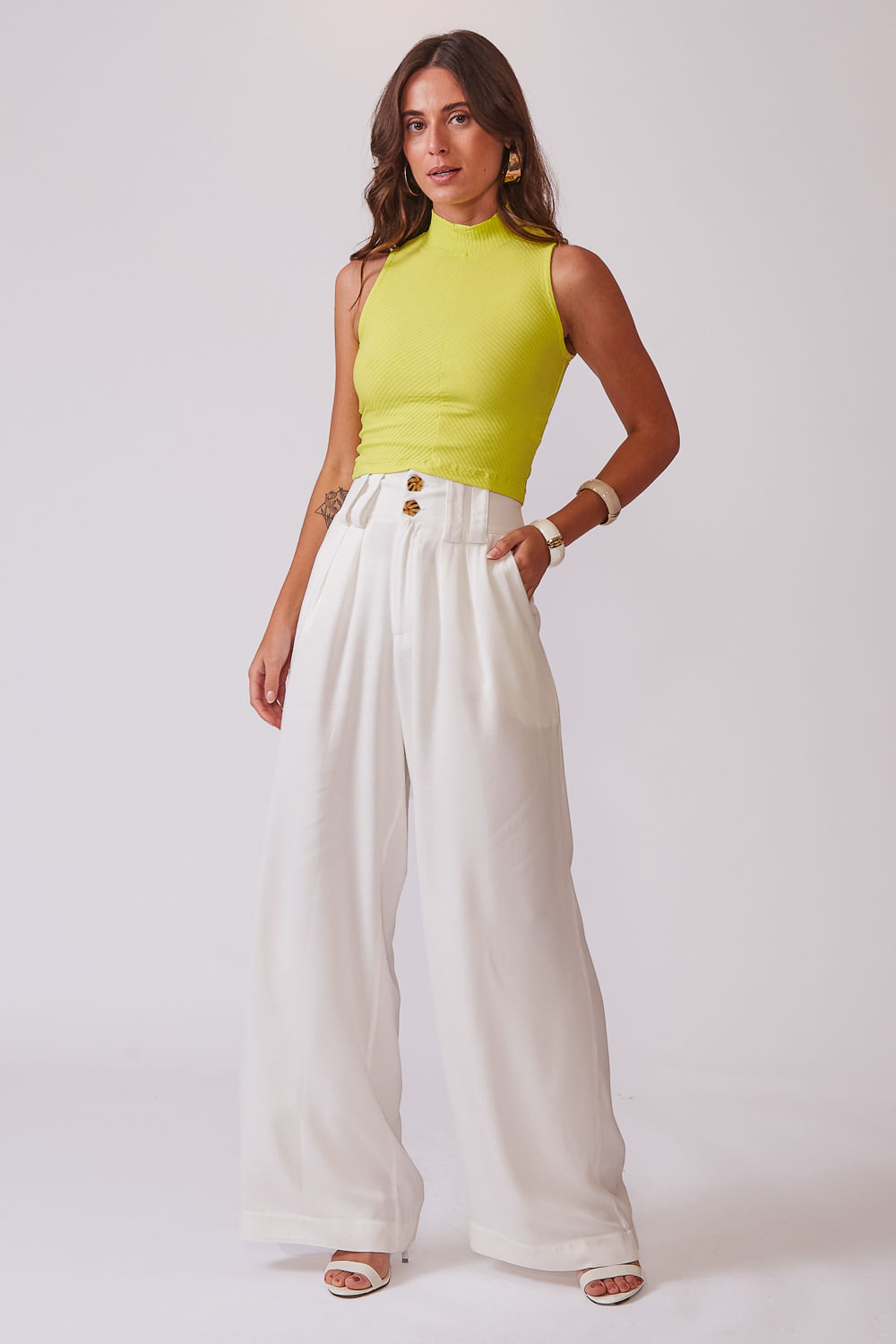 CAMISETA-CANELADA-ENVIESADA