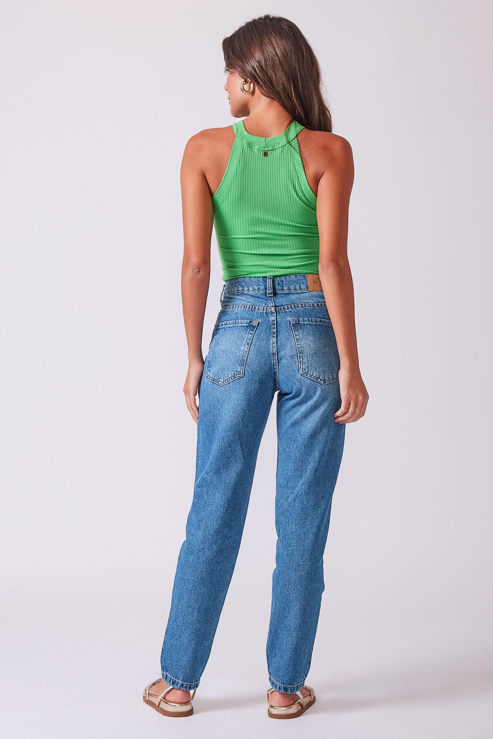 Camiseta-basica-nadador-VERDE-COLIBRI