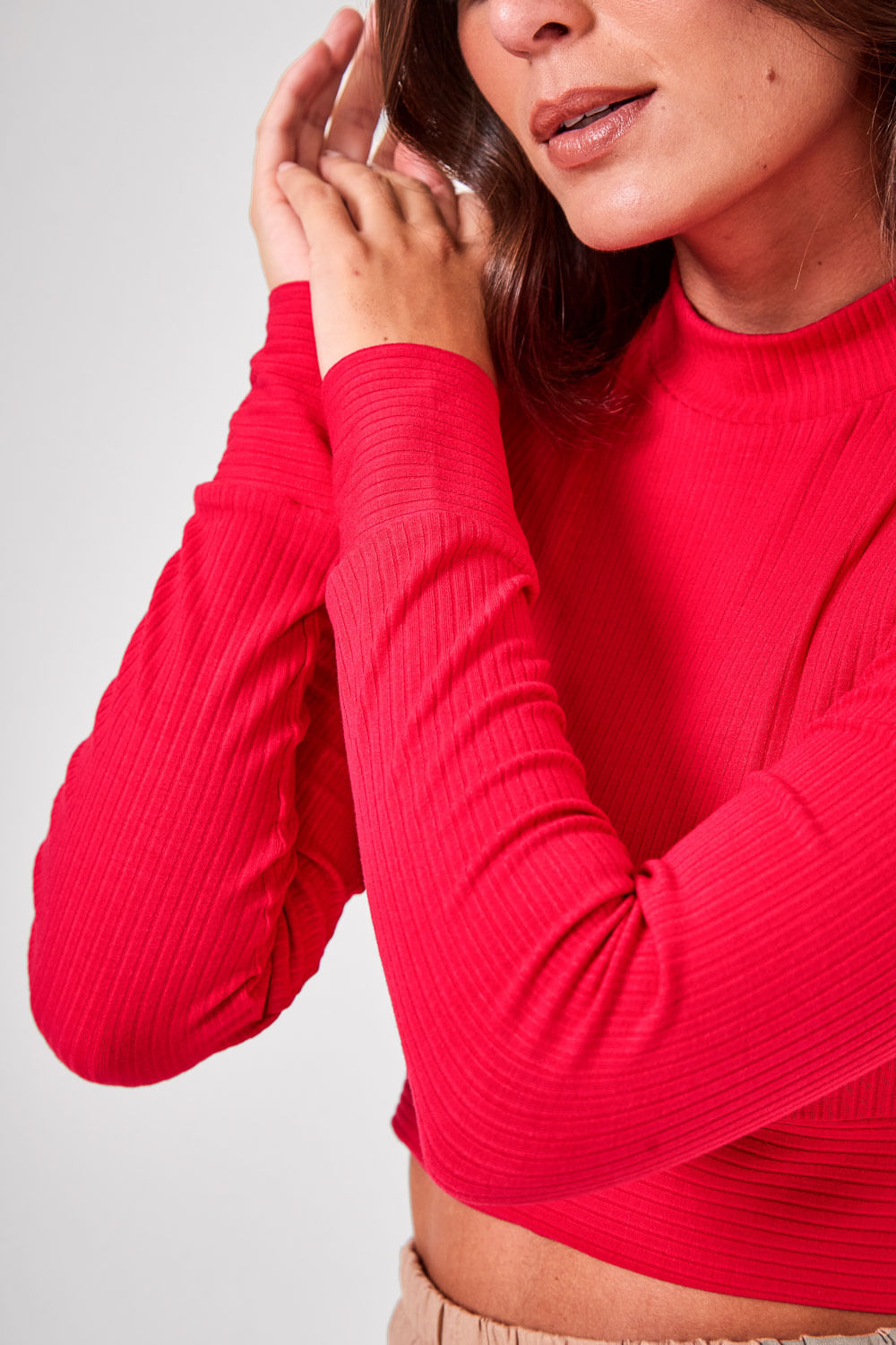 CROPPED-MALHA-CANELADA-COM-MANGA-COMPRIDA