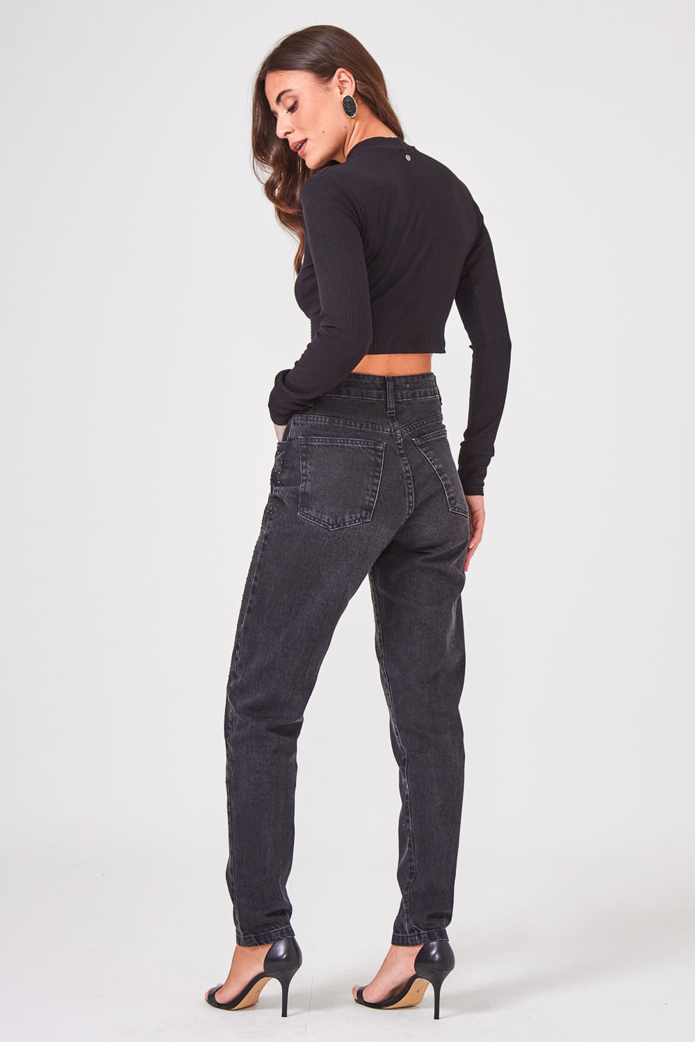 CALCA-MOM-BLACK-COM-APLICACAO