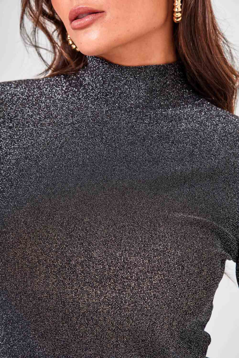 BLUSA-MG-LONGA-GOLA-ALTA-LUREX