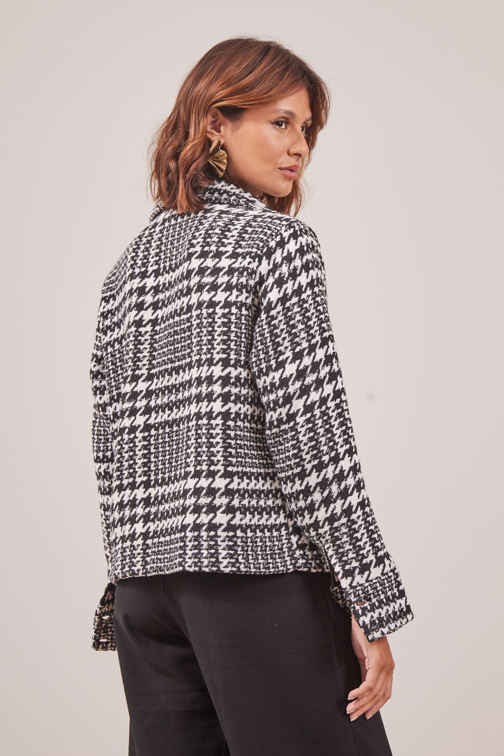 CASACO-TWEED-BOTOES