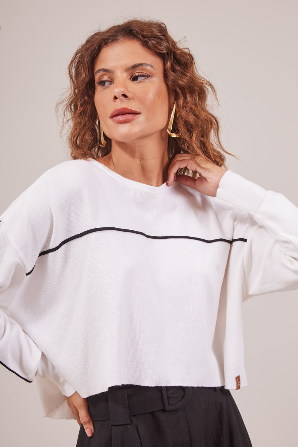 BLUSA-QUADRADA-COM-FRIZO