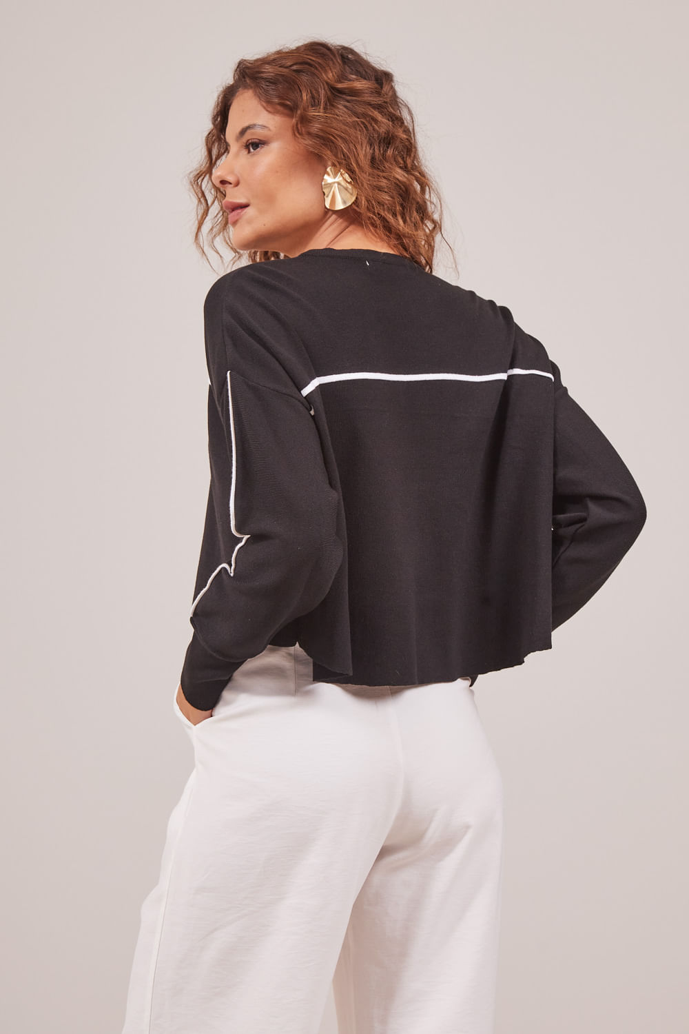 BLUSA-QUADRADA-COM-FRIZO