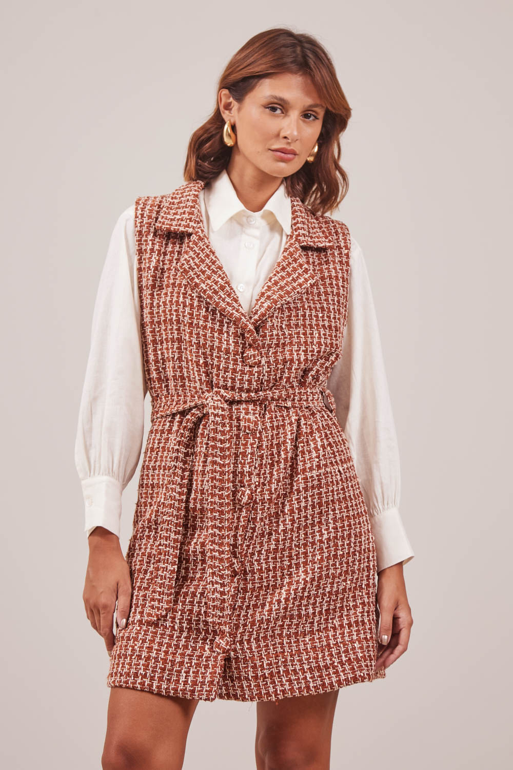 VESTIDO-TWEED-BOTOES