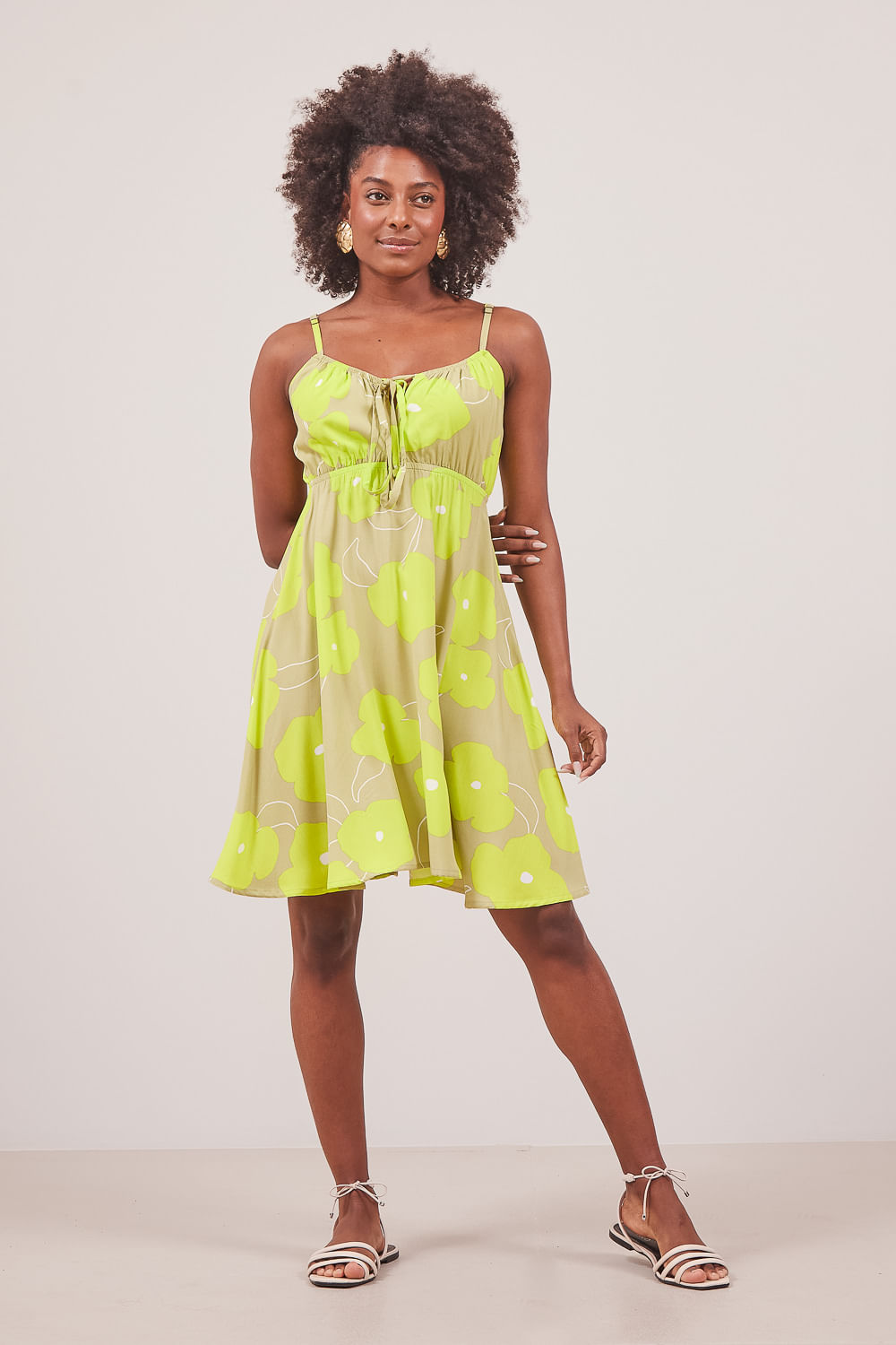 VESTIDO-ESTAMPA-FLOR-NEON