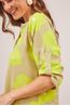 CHEMISE-ESTAMPA-FLOR-NEON