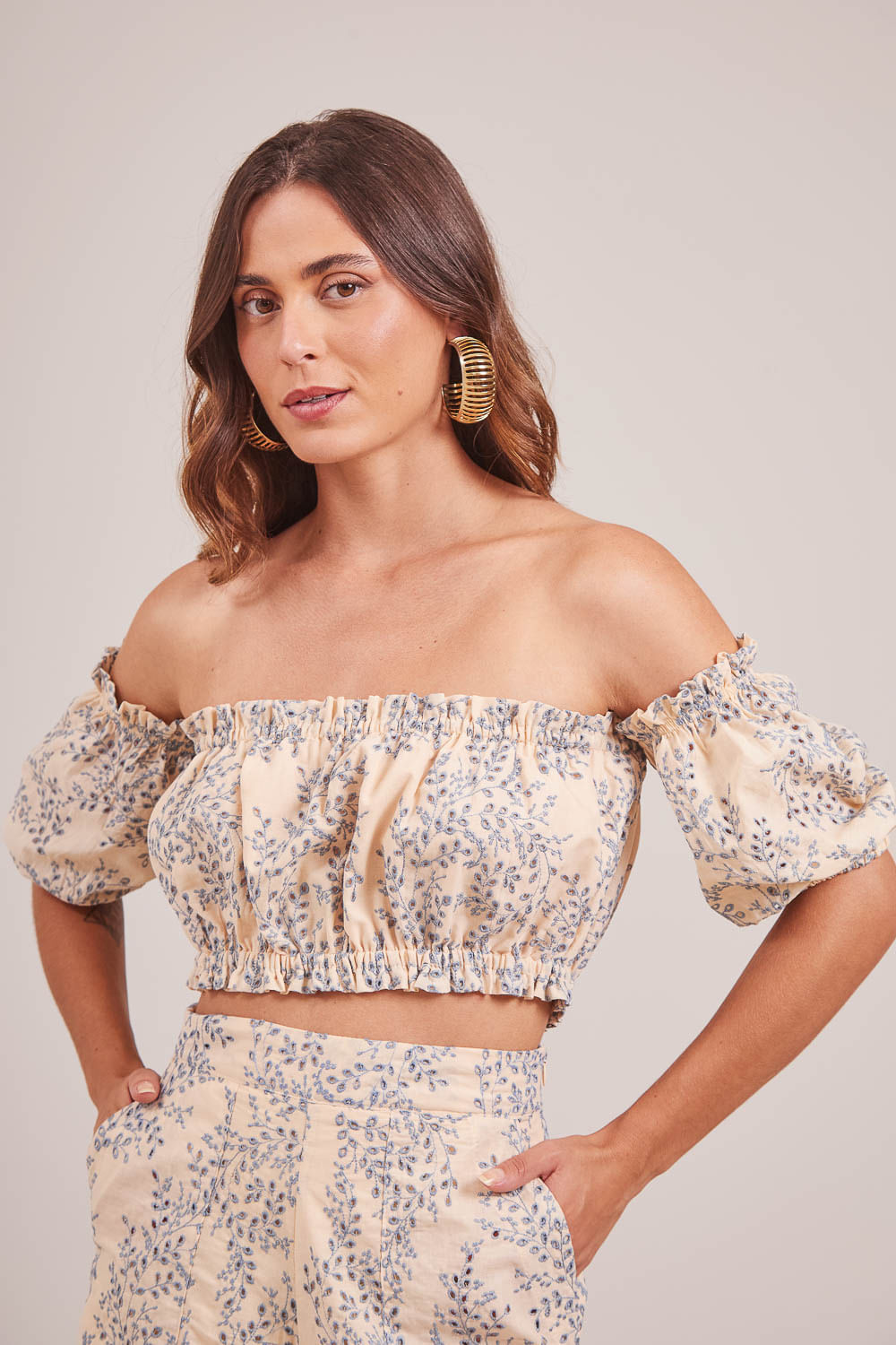 CROPPED-LAISE-MANGA-DESLOCADA