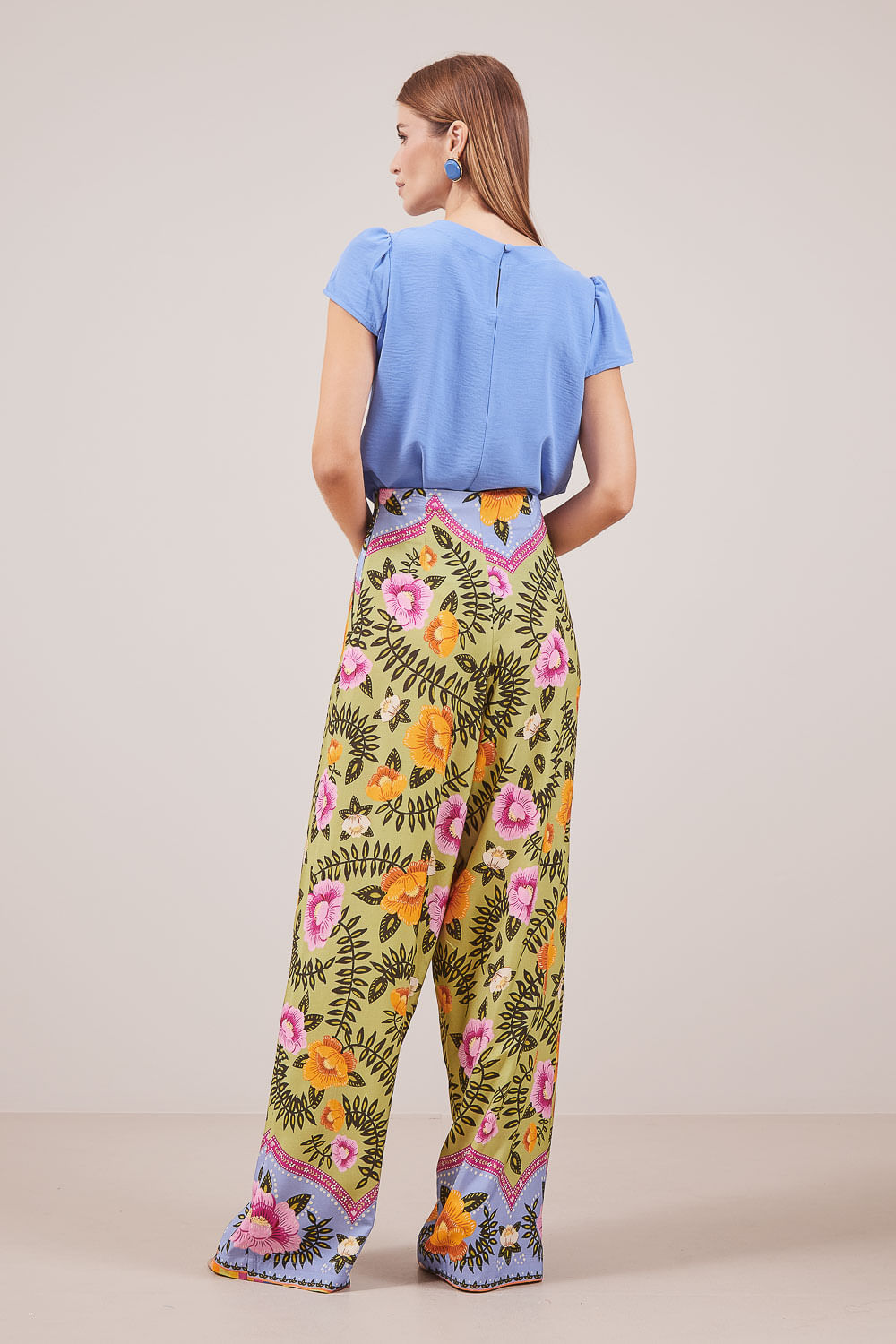 CALCA-EST.-FLORAL-BARRADO