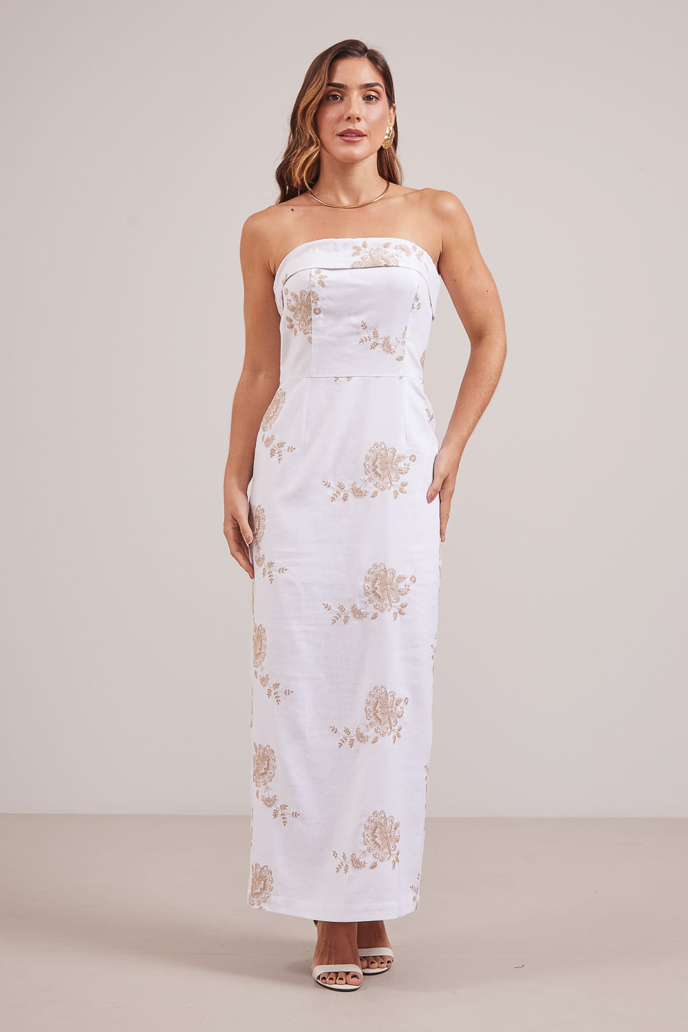 VESTIDO-LONGO-BORDADO