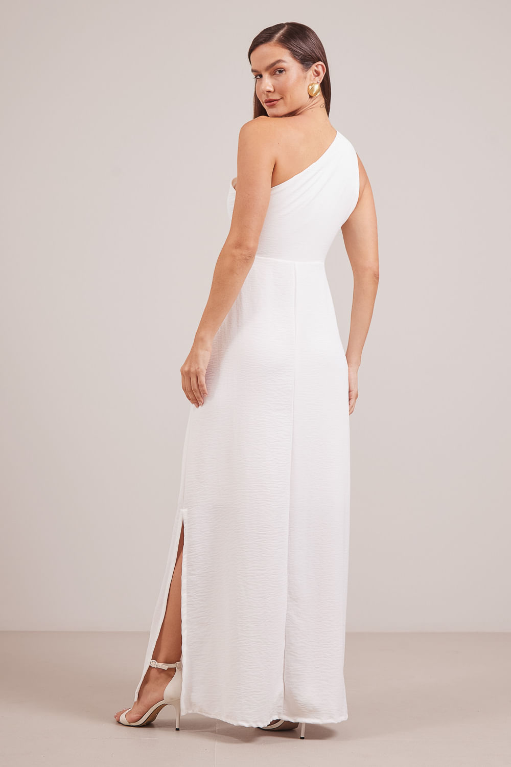 VESTIDO-LONGO-ABERTURA-UM-OMBRO-SO