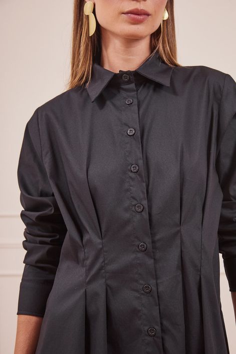 CHEMISE-PRETA-COM-PREGAS-13.jpg