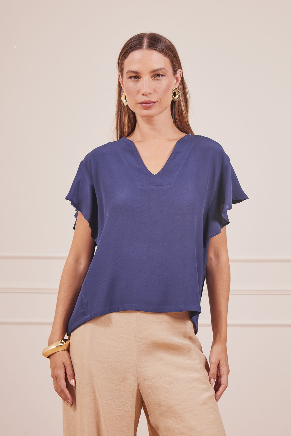 BLUSA-MANGUINHA-SOLTA-AZUL.jpg