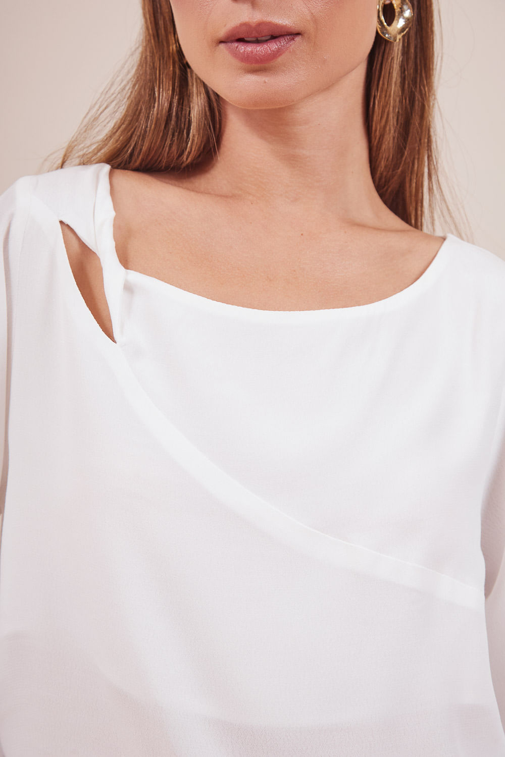 BLUSA-BRANCA-SOLTINHA-COM-MANGA-3_4-6.jpg