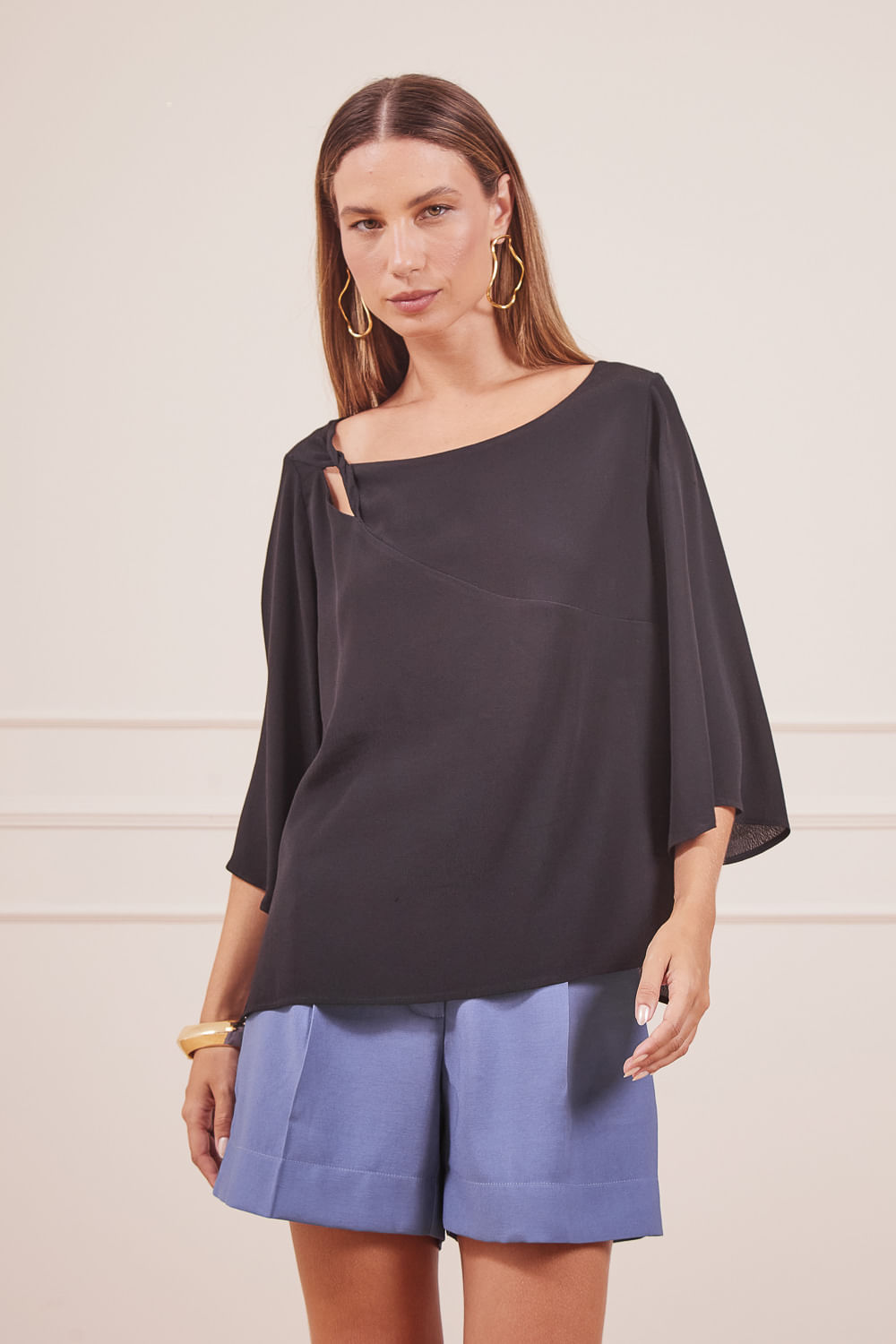BLUSA-PRETA-AMPLA-9.jpg