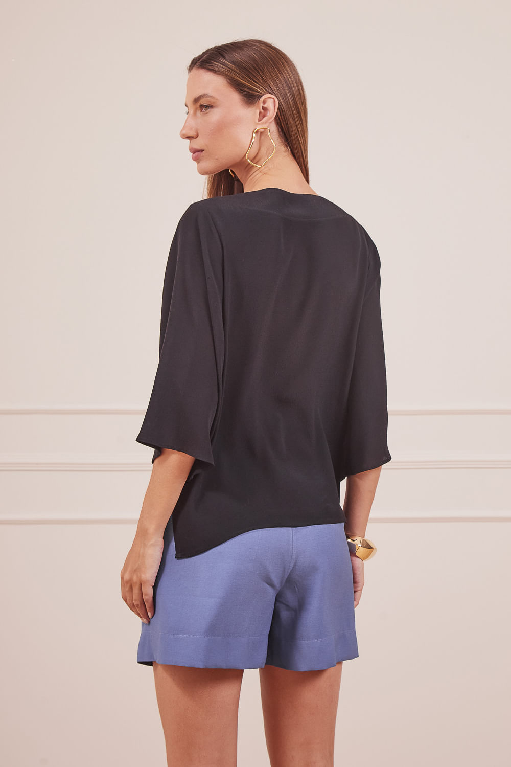 BLUSA-PRETA-AMPLA.jpg
