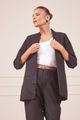 CALCA-PRETA-COM-CINTO-CARAMELO-E-BLAZER-PRETO-19.jpg