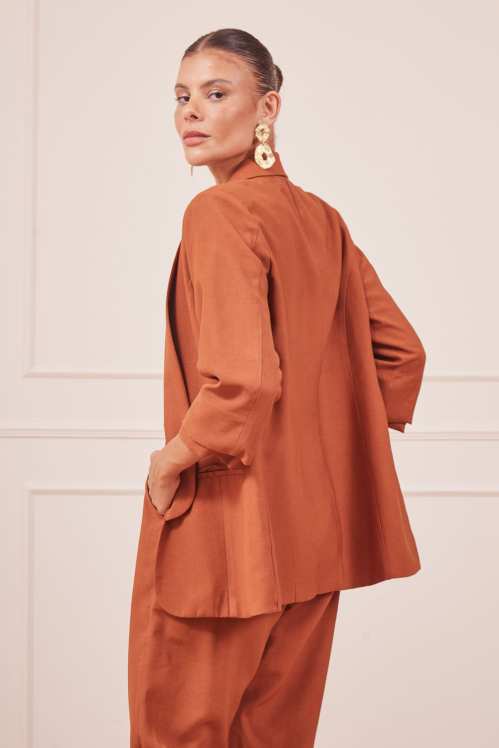 CALCA-CARAMELO-COM-CINTO-E-BLAZER-33.jpg