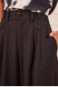 CALCA-PANTALONA-COM-PREGAS-NA-FRENTE-PRETA-12.jpg