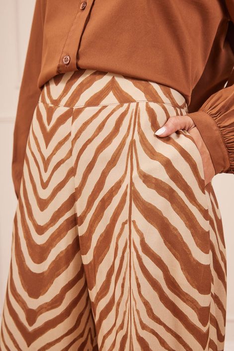 CAMISA-CROPPED-MARROM-E-CALCA-EST-SELVAGEM-30.jpg