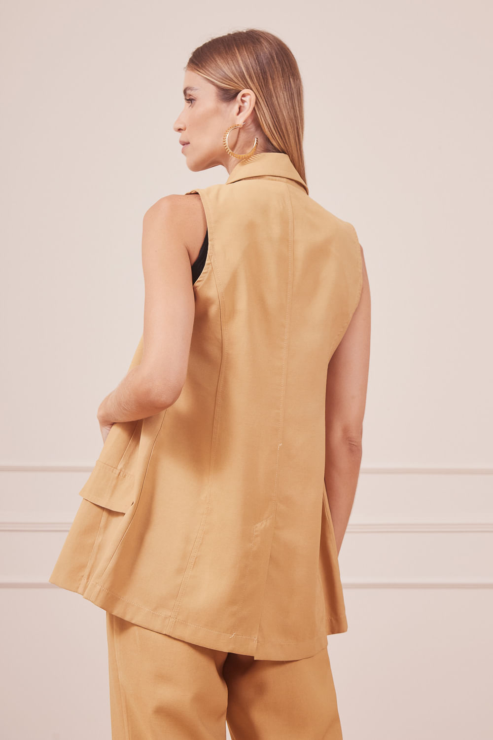COLETE-OVER-CARAMELO-11.jpg