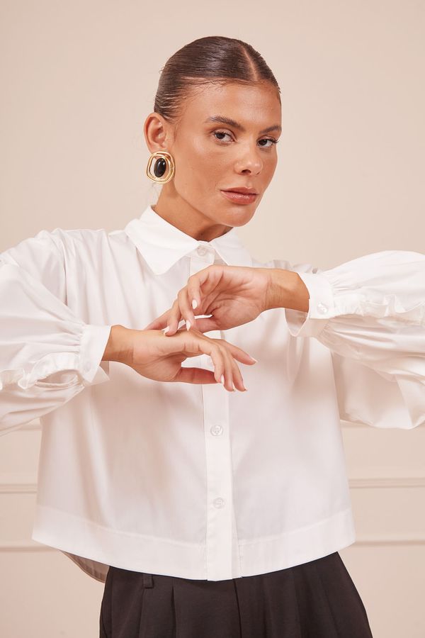 CAMISA-CROPPED-BRANCA-8.jpg