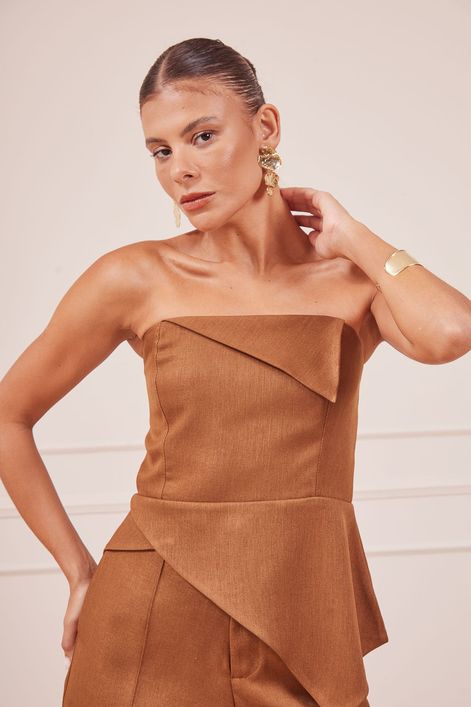 BLUSA-SEM-ALCA-BEGE-ASSIMETRICA-8.jpg