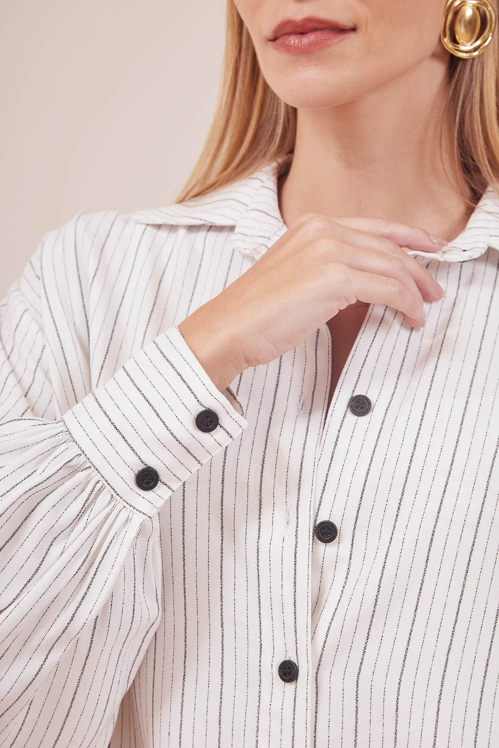 CAMISA-LISTRAS-BRANCA-23.jpg
