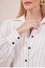 CAMISA-LISTRAS-BRANCA-23.jpg