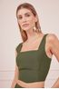 CROPPED-E-SHORT-VERDE-ESCURO-5.jpg