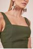 CROPPED-E-SHORT-VERDE-ESCURO-9.jpg
