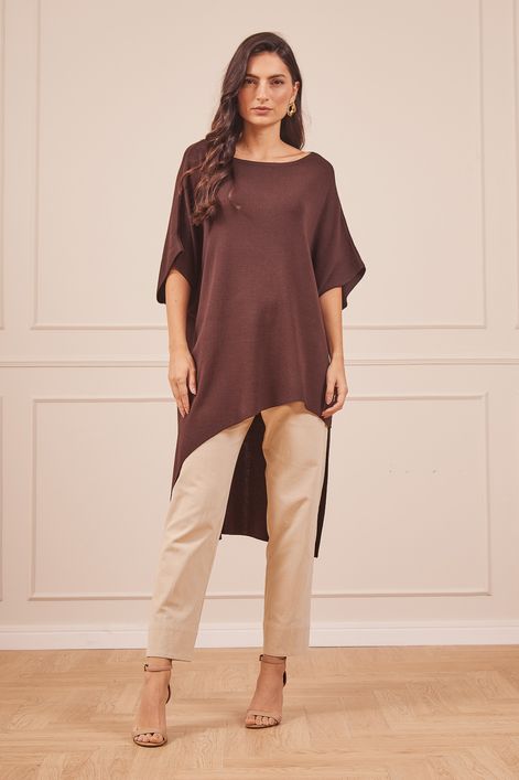 BLUSA-TRICOT-LONGA-MARROM-COM-COSTAS-LONGA-1.jpg