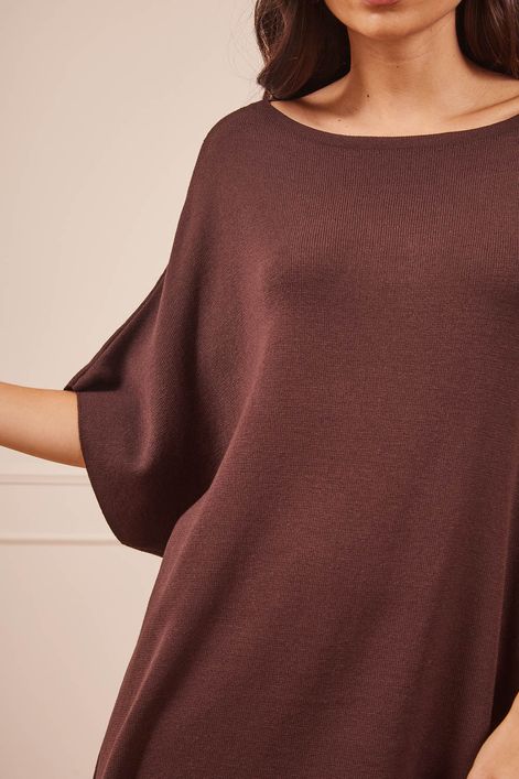 BLUSA-TRICOT-LONGA-MARROM-COM-COSTAS-LONGA-19.jpg