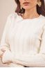 CALCA-PRETA-ESTAMPA-ARABESCO-COM-BLUSA-TRICOT-MANGA-LONGA-BRANCA-TRANCADA-24.jpg