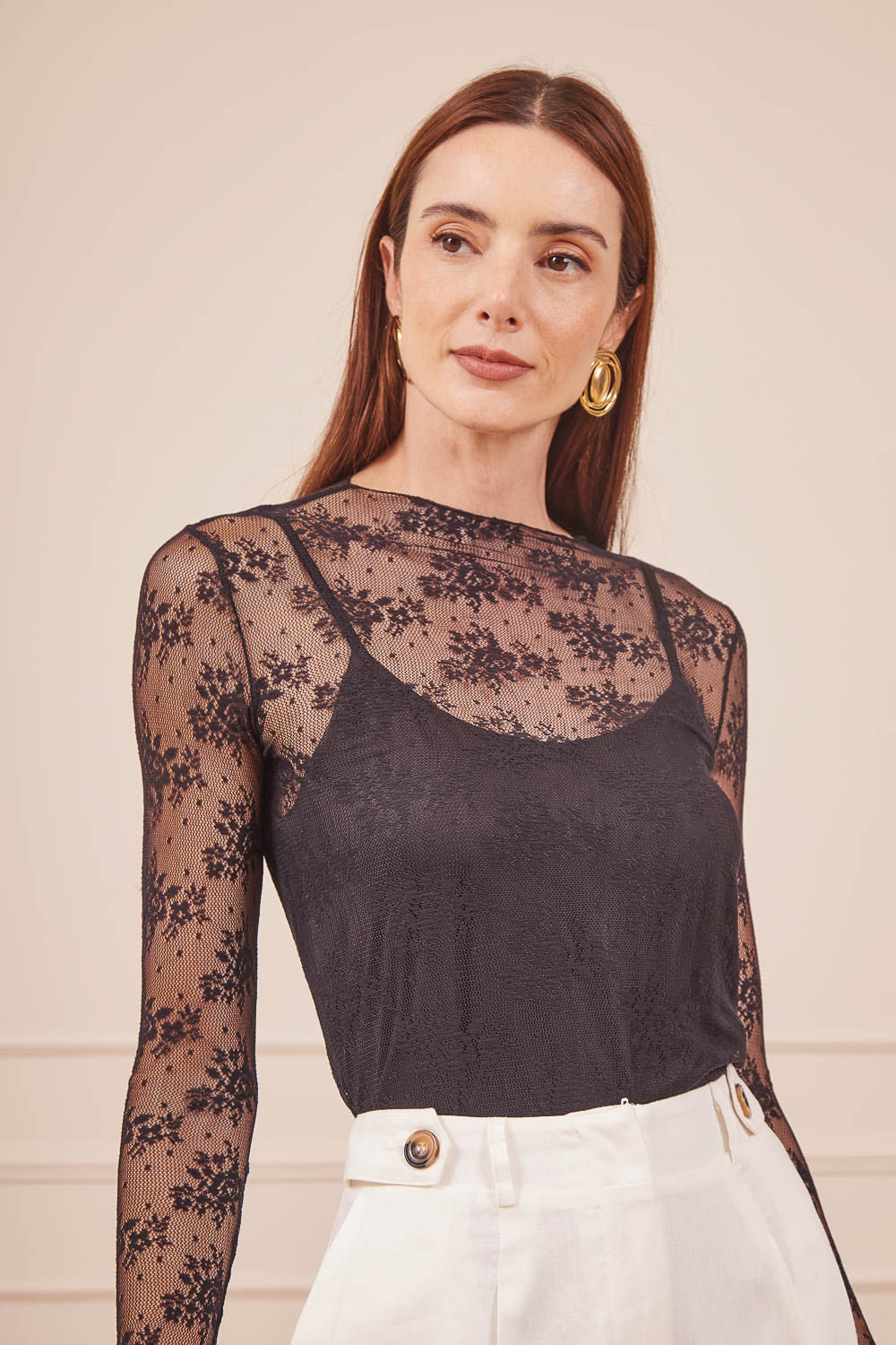 BLUSA-RENDA-PRETA-7.jpg