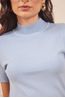 CALCA-BEGE-COS-CAMADAS-E-BLUSA-TRICOT-AZUL-BB-COM-GOLINHA-19.jpg