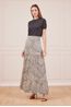 BLUSA-TRICOT-MANGA-CURTA-COM-DETALHE-NA-MANGA-PRETA-E-SAIA-ESTAMPA-DIMENSAO-11.jpg