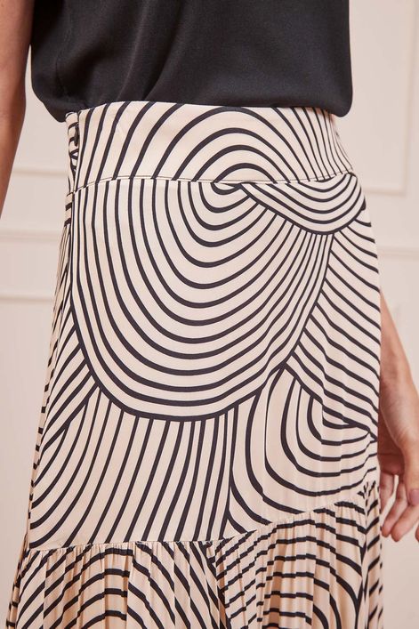 BLUSA-TRICOT-MANGA-CURTA-COM-DETALHE-NA-MANGA-PRETA-E-SAIA-ESTAMPA-DIMENSAO-16.jpg