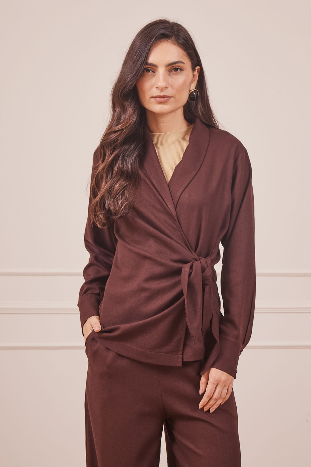 BLUSA-TRICOT-MANGA-JAPONESA-BEGE-CALCA-E-BLAZER-MARROM-29