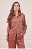BLUSA-SUPLEX-GOLA-FUNCIONAL-BEGE-CALCA-E-CAMISA-ESTA-LISTRAS-MARROM-35