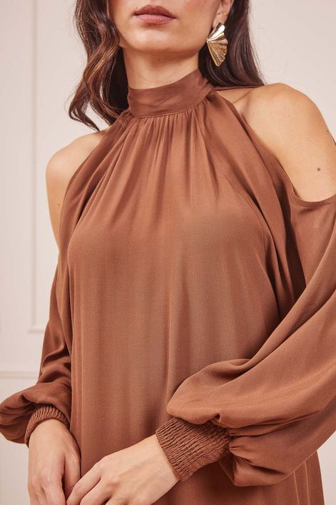 VESTIDO-LONGO-MARROM-COM-DETALHE-NA-MANGA-12