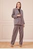 REGATA-CAVADA-TRICOT-PRETA-CALCA-E-BLAZER-RISCA-DE-GIZ-CINZA-27