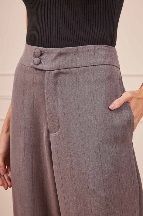 REGATA-CAVADA-TRICOT-PRETA-CALCA-E-BLAZER-RISCA-DE-GIZ-CINZA-9