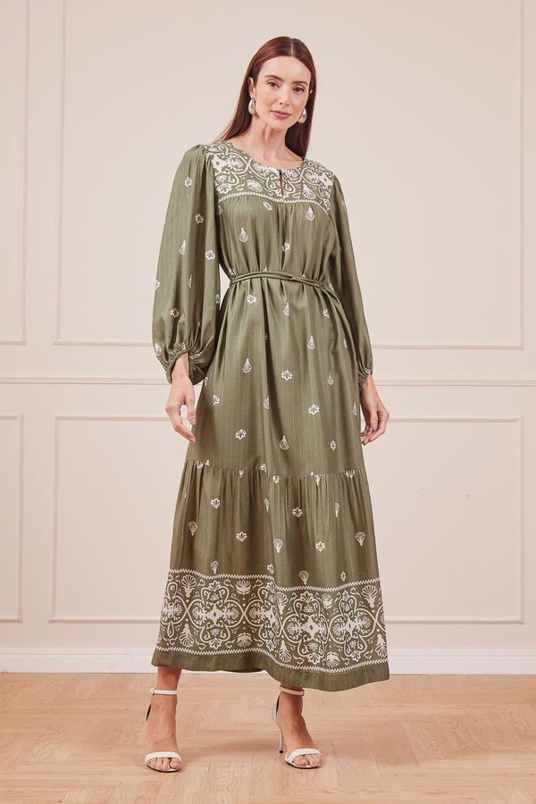 VESTIDO-LONGO-VERDE-COM-EST-ARABESCO-11