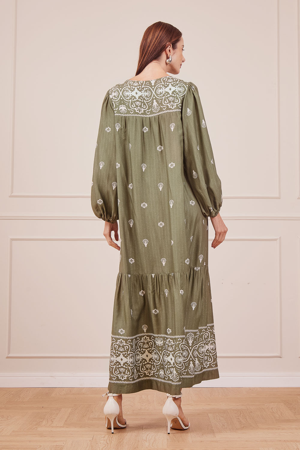 VESTIDO-LONGO-VERDE-COM-EST-ARABESCO-8