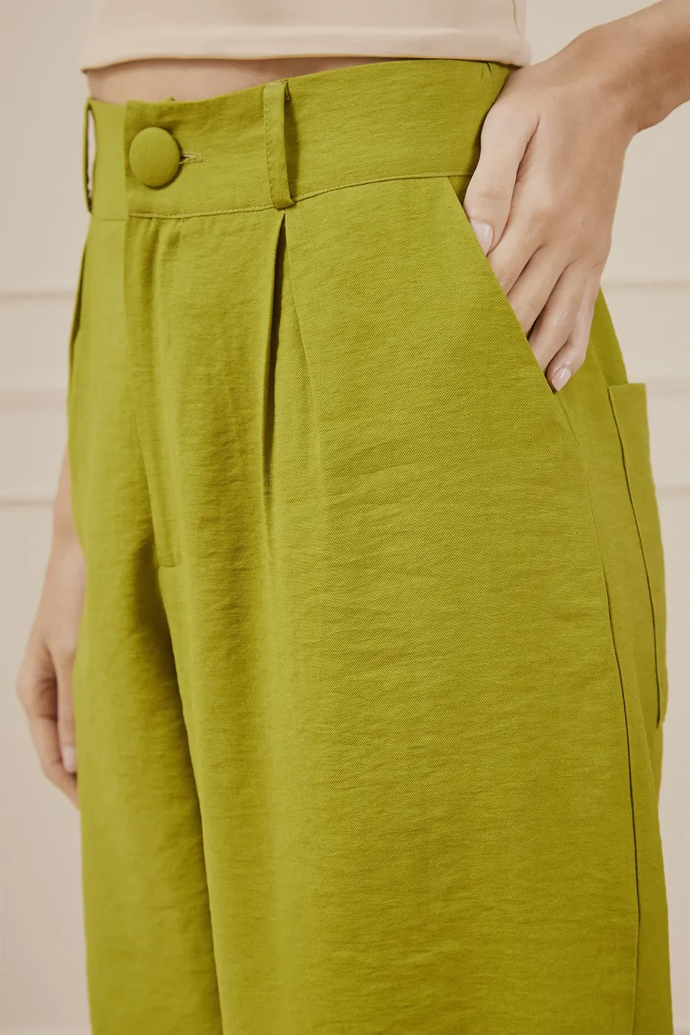 CALCA-17780-VERDE-COLETE-17833-VERDE-CROPPED-SUPLEX-BEGE-ALCA-DIFERENCIADA-16722-40