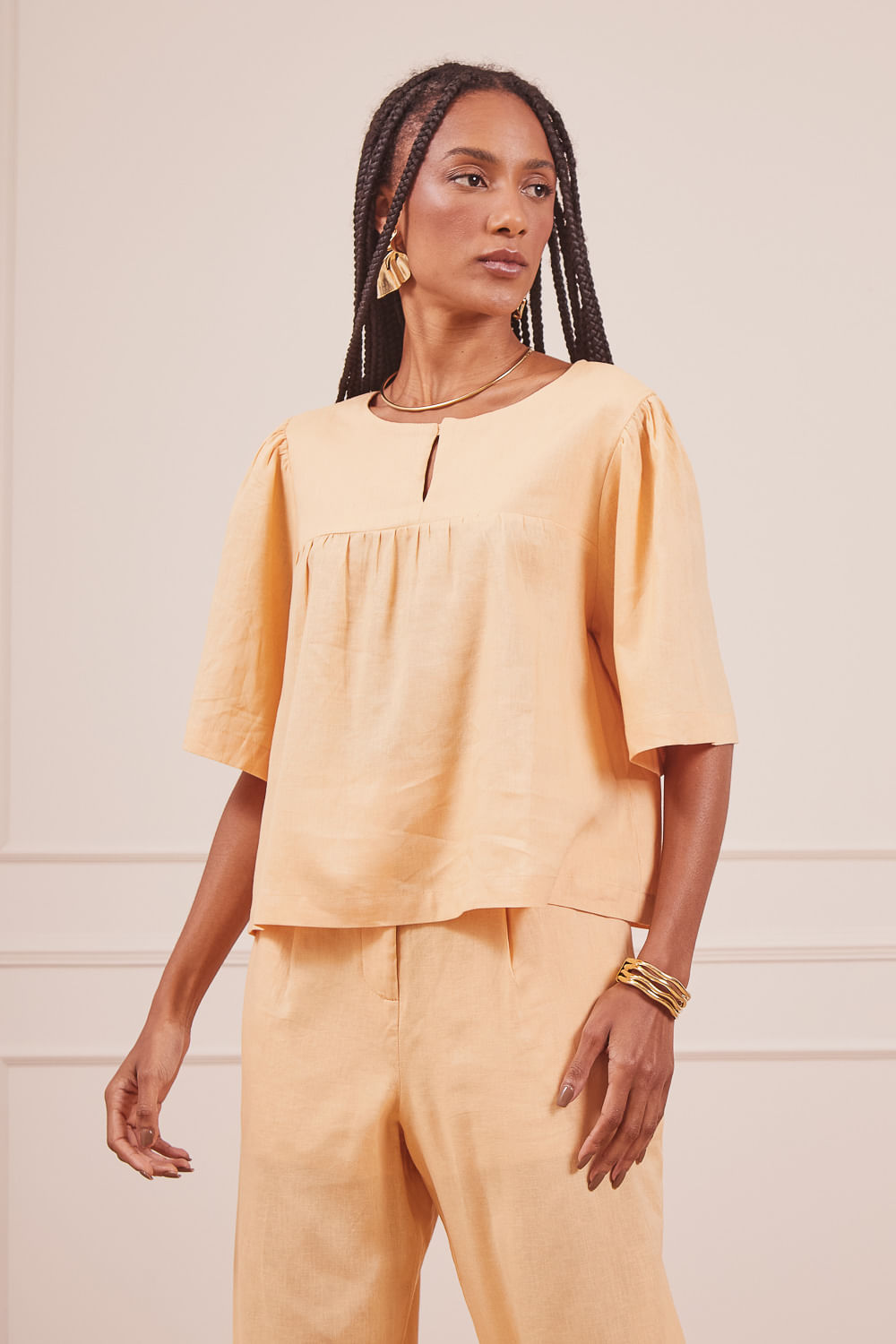 BLUSA-DE-ALFAIATARIA-BEGE-4
