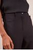 CAMISETA-17728-PRETA-E-CALCA-PANTALONA-PRETA-18