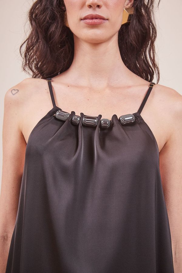 VESTIDO-CETIM-PRETO-12