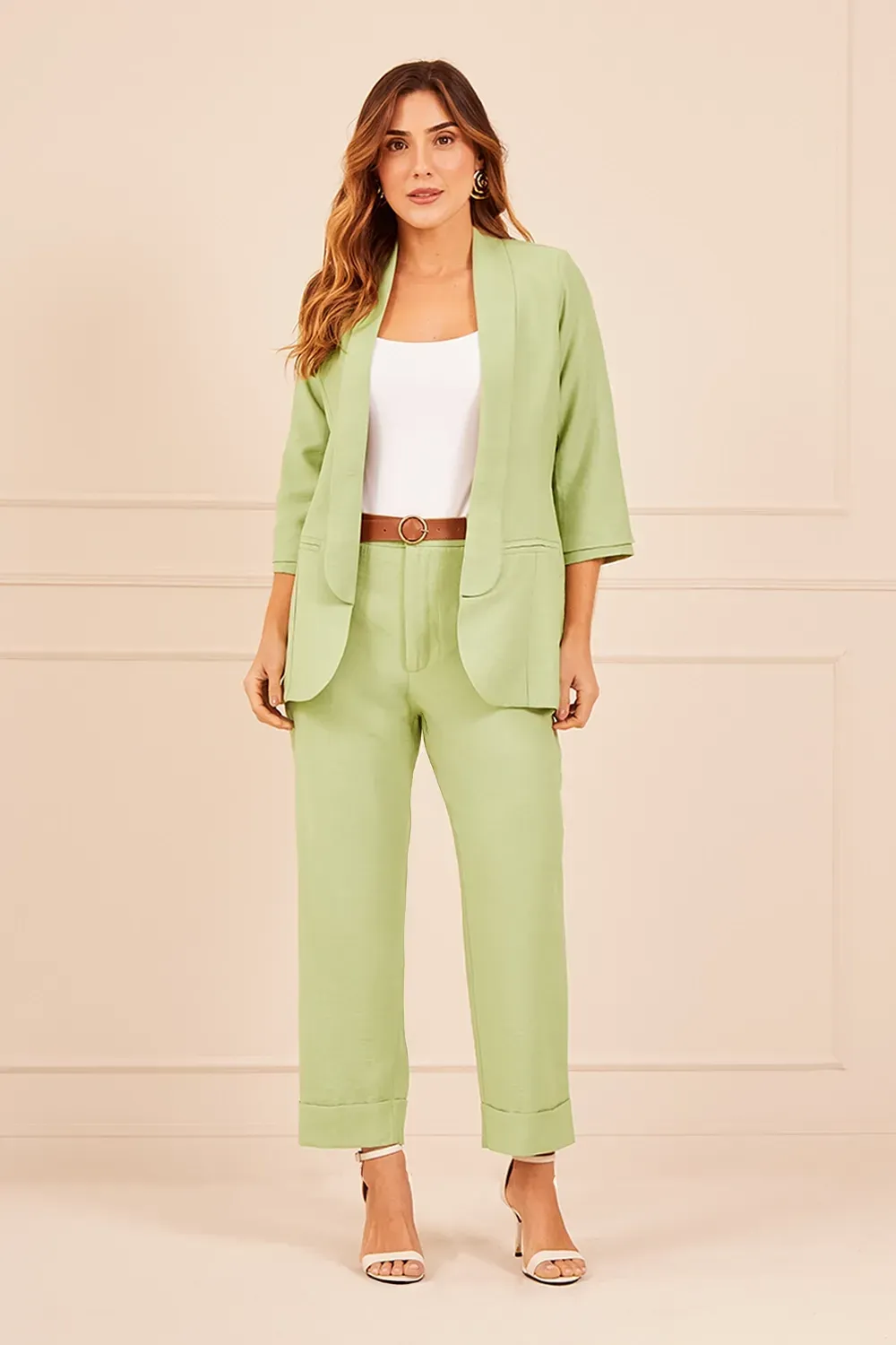 CALCA-ALFAIATARIA-COM-CINTO-E-BARRA